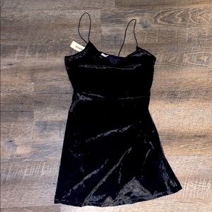 Size Small Garage Velvet V-Neck Dress